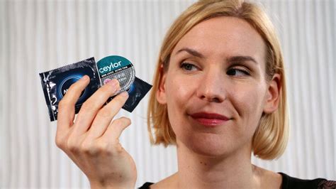 Blowjob ohne Kondom gegen Aufpreis Sexuelle Massage Mülheim